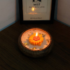 𝐒𝐮𝐧𝐟𝐥𝐨𝐰𝐞𝐫 𝐁𝐨𝐰𝐥 𝐂𝐚𝐧𝐝𝐥𝐞